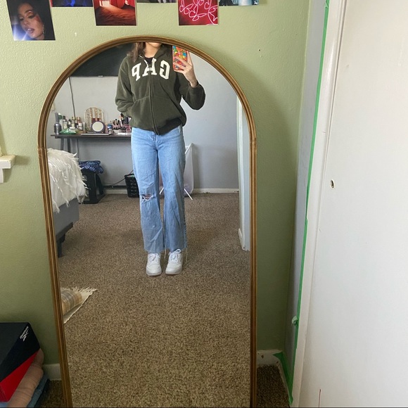 GAP Zip Up - Picture 4 of 4